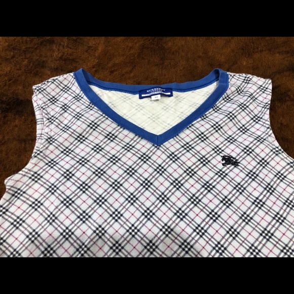 Authentic Burberry T-Shirt - Picture 4 of 14